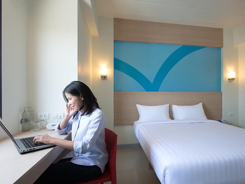 Hop Inn Lampang Exterior foto